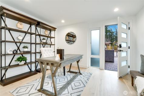11855 89th Place NE Kirkland WA 98034