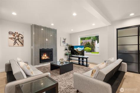 4326 NE 44th Street Seattle WA 98105