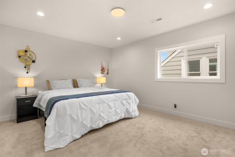 4326 NE 44th Street Seattle WA 98105
