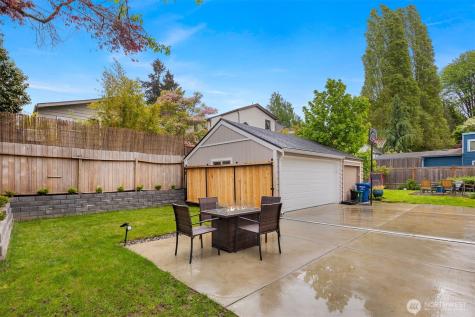 4326 NE 44th Street Seattle WA 98105