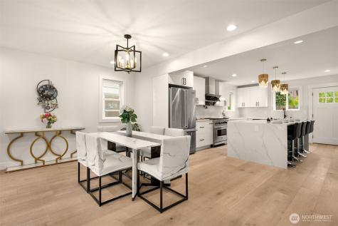 4326 NE 44th Street Seattle WA 98105