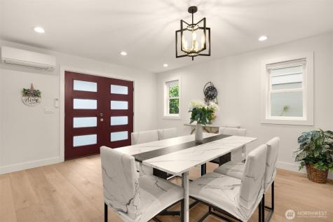 4326 NE 44th Street Seattle WA 98105