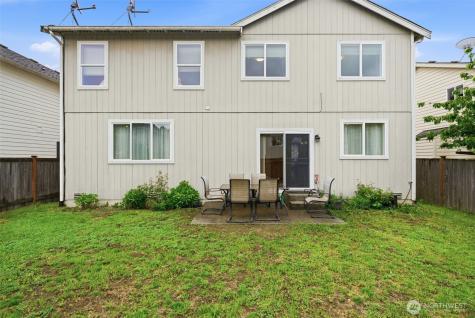 261 Bremerton Avenue NE Renton WA 98059