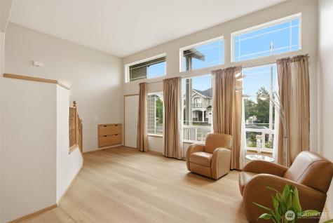261 Bremerton Avenue NE Renton WA 98059