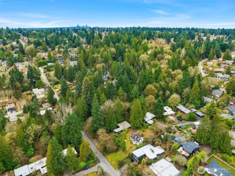 9229 45th Avenue NE Seattle WA 98115