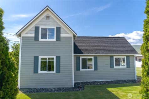 25 Sun Valley Drive Wenatchee WA 98801