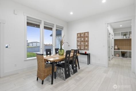 215 SE Desert Hills Loop Moses Lake WA 98837