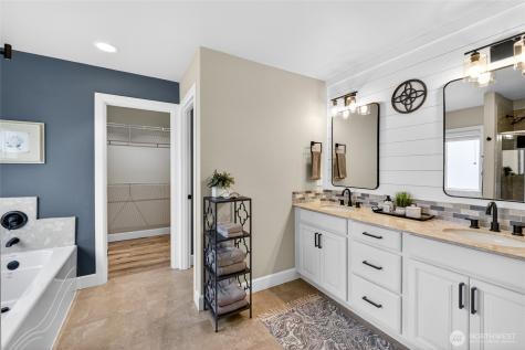 14207 Overlook Drive E Bonney Lake WA 98391