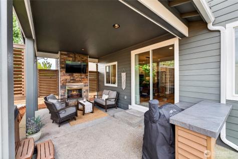 14207 Overlook Drive E Bonney Lake WA 98391