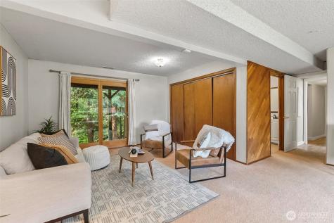 20530 11th Drive SE Bothell WA 98012