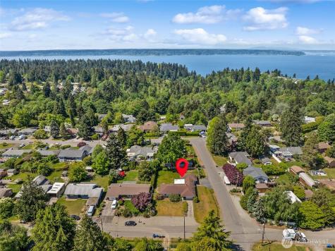 14205 11th Avenue SW Burien WA 98166