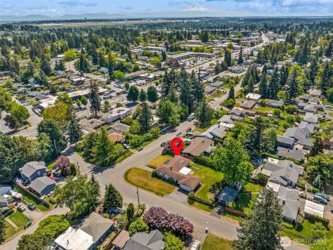 14205 11th Avenue SW Burien WA 98166