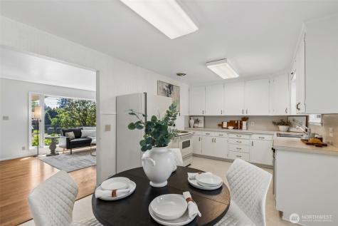 14205 11th Avenue SW Burien WA 98166
