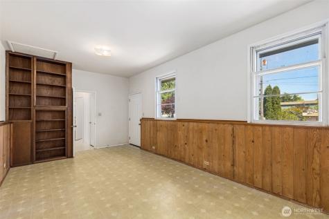 14205 11th Avenue SW Burien WA 98166