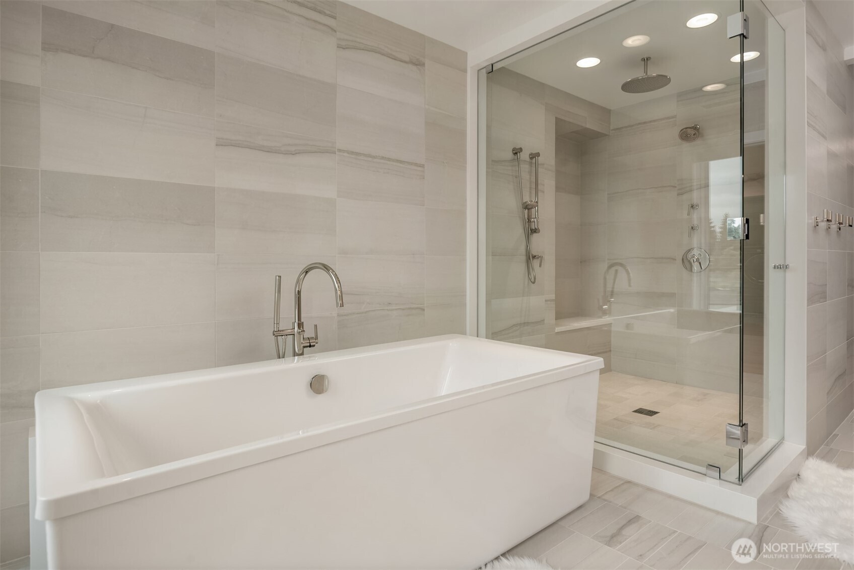 3234 78th Place NE Medina WA 98039