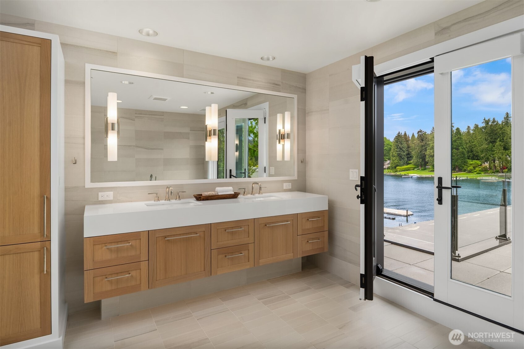 3234 78th Place NE Medina WA 98039