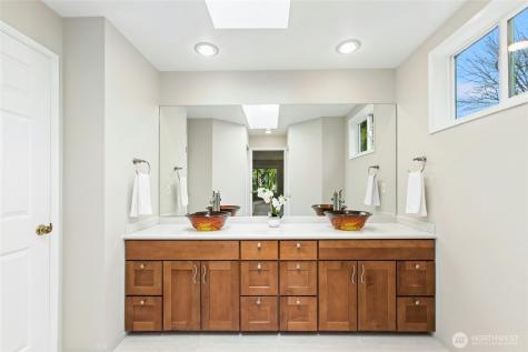 4310 209th Avenue NE Sammamish WA 98074