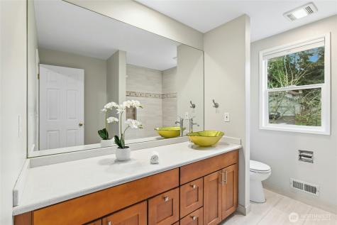 4310 209th Avenue NE Sammamish WA 98074