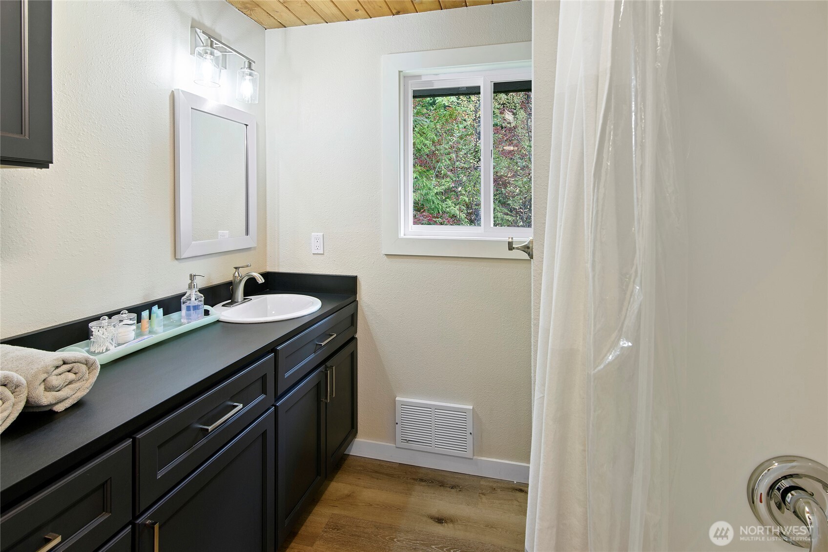 304292 Highway 101 Brinnon WA 98320