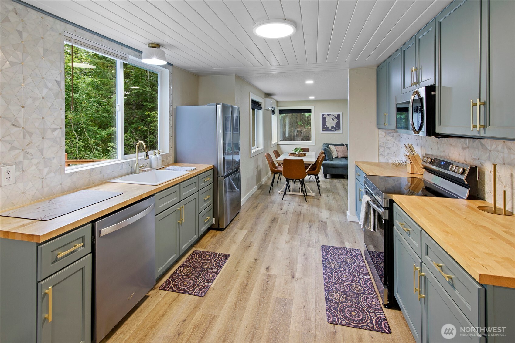 304292 Highway 101 Brinnon WA 98320