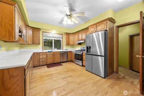 4802 51st Street Court E Tacoma WA 98443