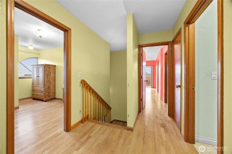4802 51st Street Court E Tacoma WA 98443