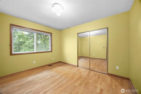 4802 51st Street Court E Tacoma WA 98443