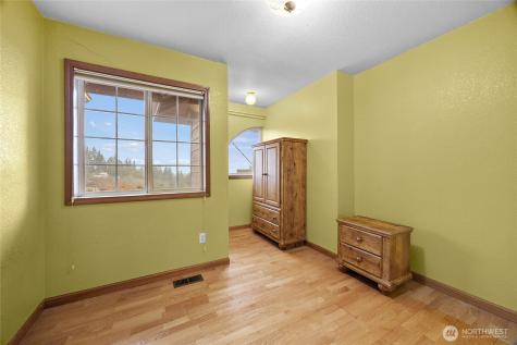 4802 51st Street Court E Tacoma WA 98443