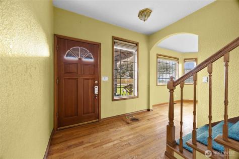 4802 51st Street Court E Tacoma WA 98443