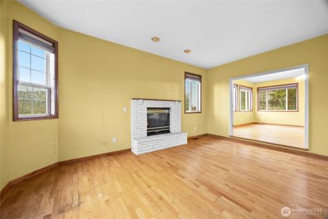 4802 51st Street Court E Tacoma WA 98443