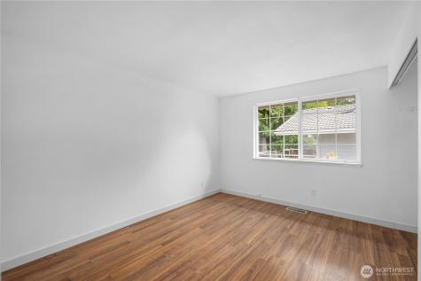 2611 35th Avenue SE Puyallup WA 98374