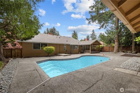 2611 35th Avenue SE Puyallup WA 98374