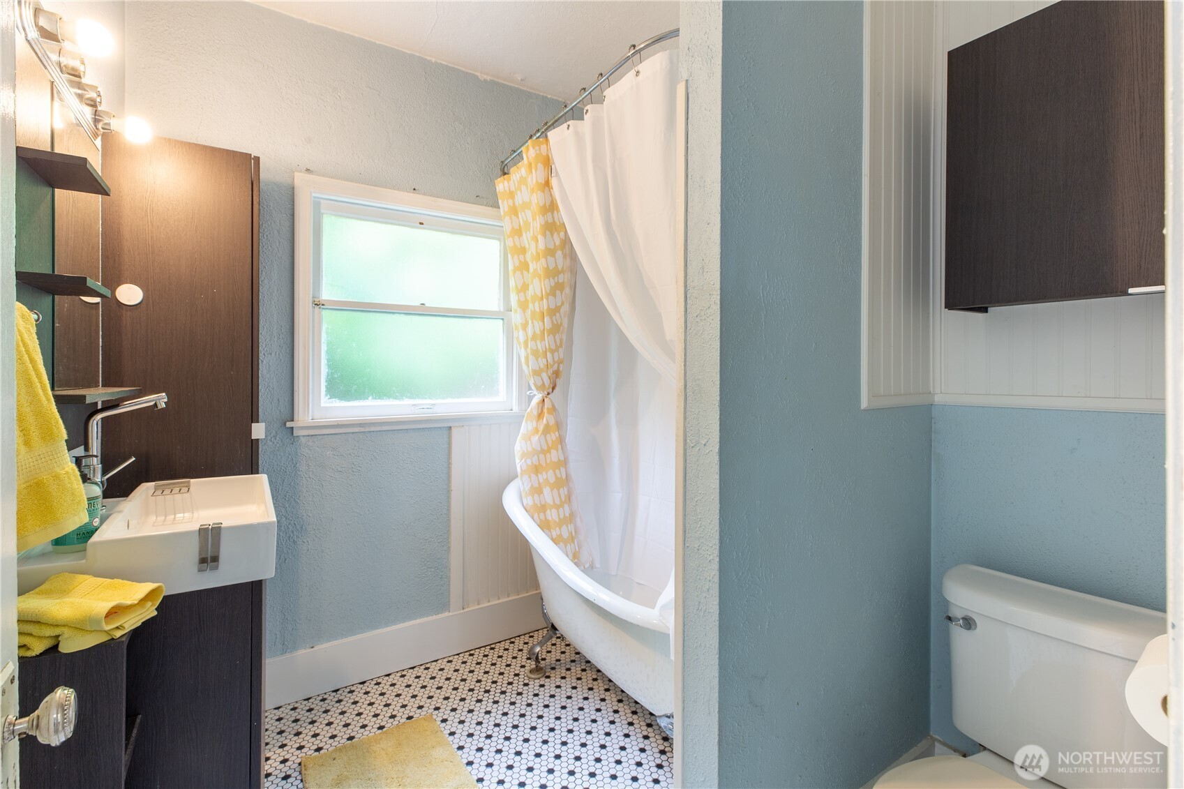 2544 15th Avenue W Seattle WA 98119