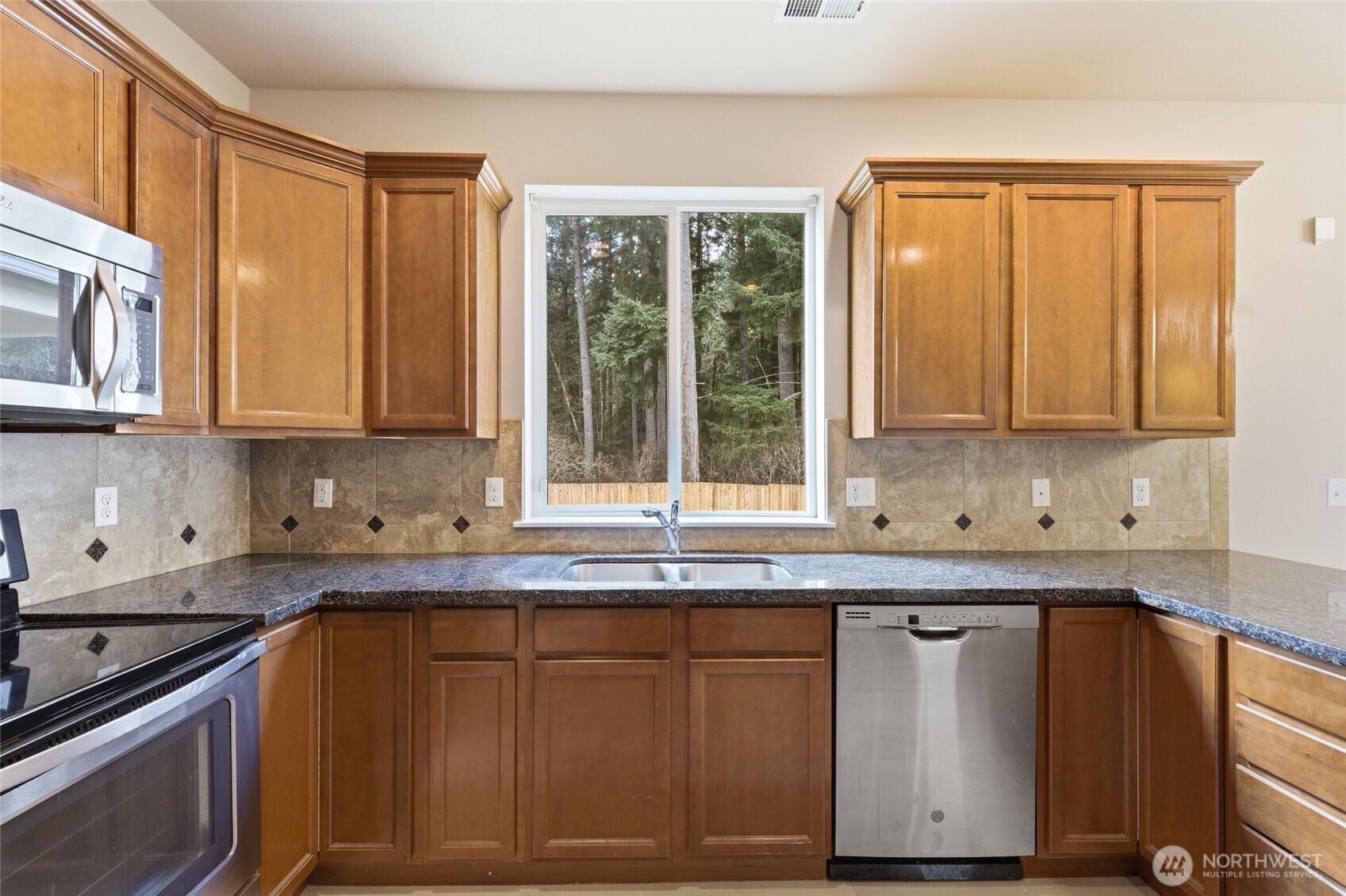 23718 77th Avenue Court E Graham WA 98338