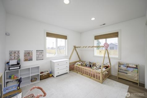 1038 W Lakeside Drive Moses Lake WA 98837