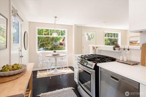 526 N 84th Street Seattle WA 98103