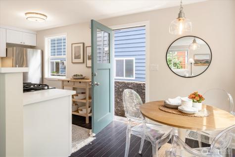 526 N 84th Street Seattle WA 98103