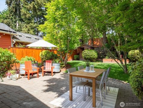 526 N 84th Street Seattle WA 98103
