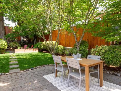526 N 84th Street Seattle WA 98103