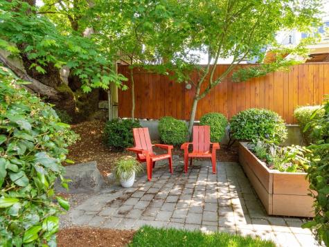526 N 84th Street Seattle WA 98103
