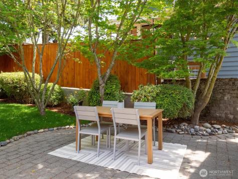 526 N 84th Street Seattle WA 98103