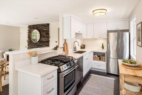 526 N 84th Street Seattle WA 98103