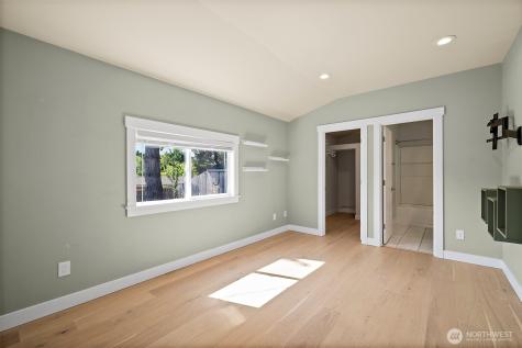 11720 SE 272nd Place Kent WA 98030