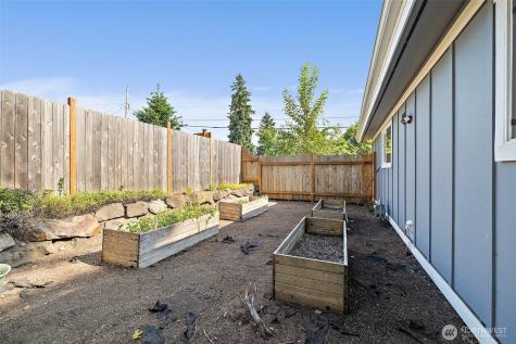 11720 SE 272nd Place Kent WA 98030
