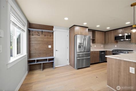 11720 SE 272nd Place Kent WA 98030