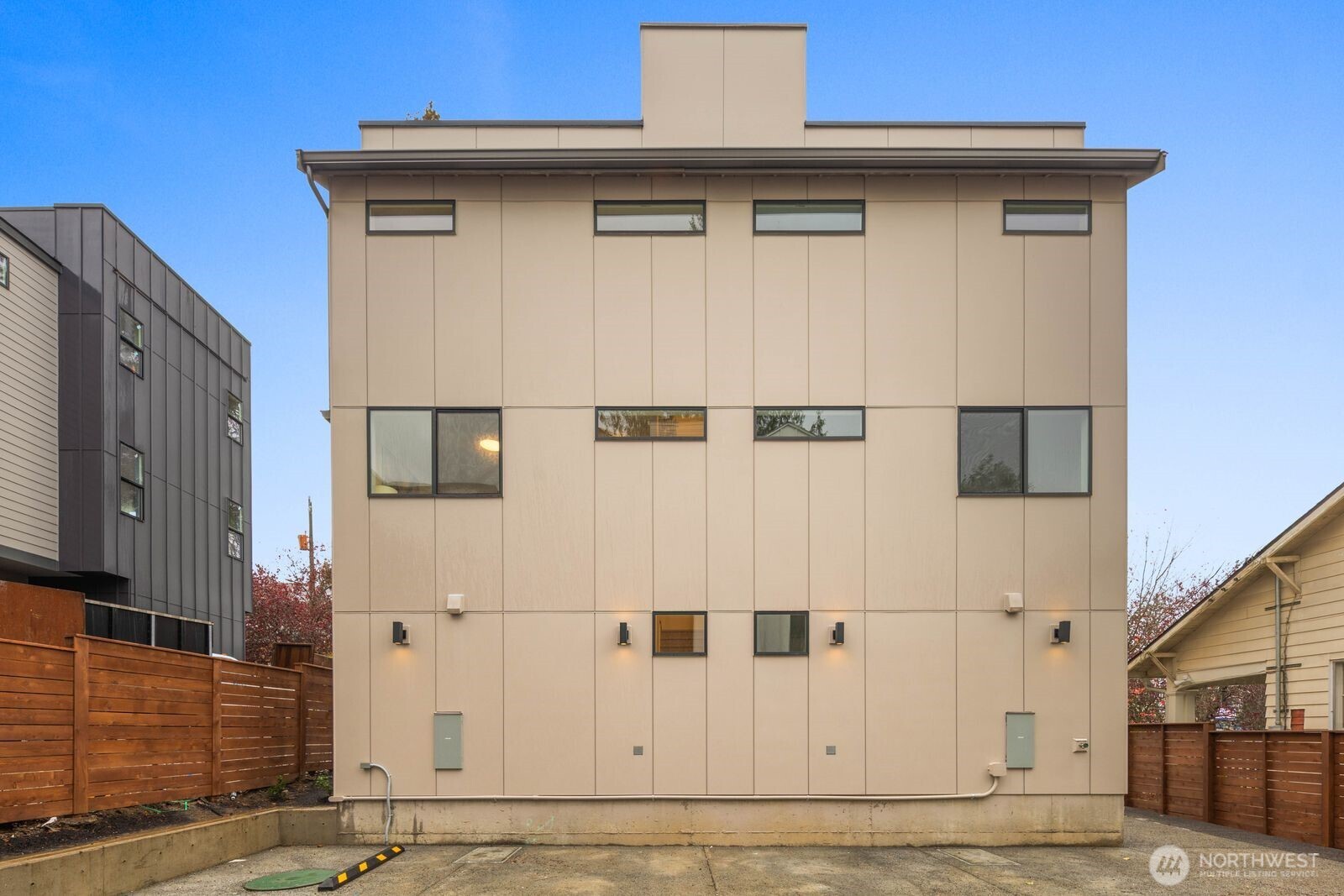 937 N 87th Street Seattle WA 98103