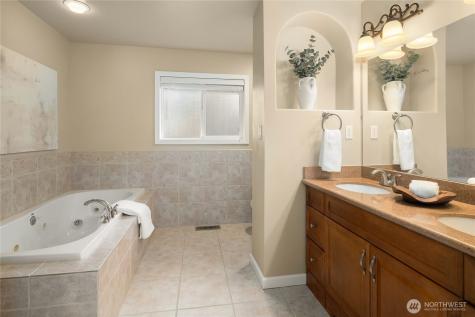 14778 NE 60th Court Redmond WA 98052