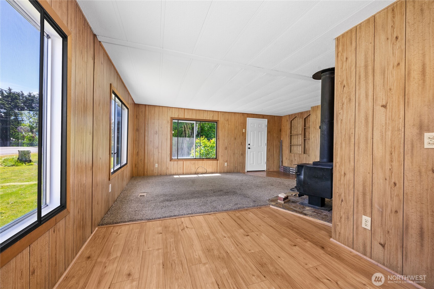 1210 35th Street Seaview WA 98644