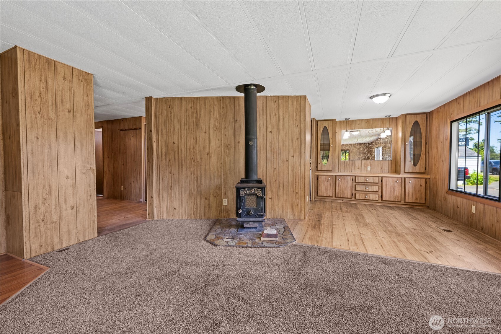 1210 35th Street Seaview WA 98644