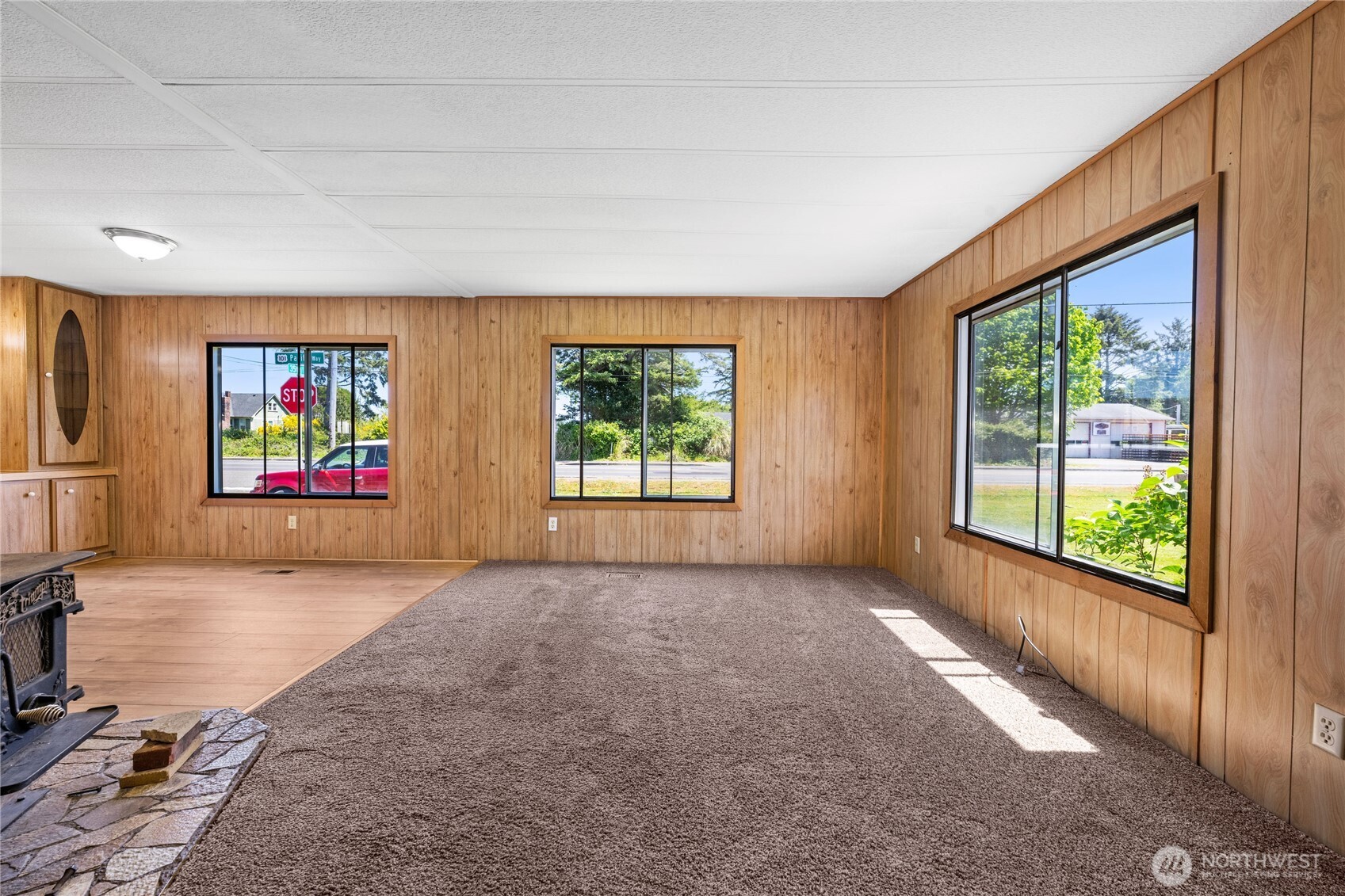 1210 35th Street Seaview WA 98644